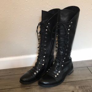 Miz Mooz Hannah boots in great condition